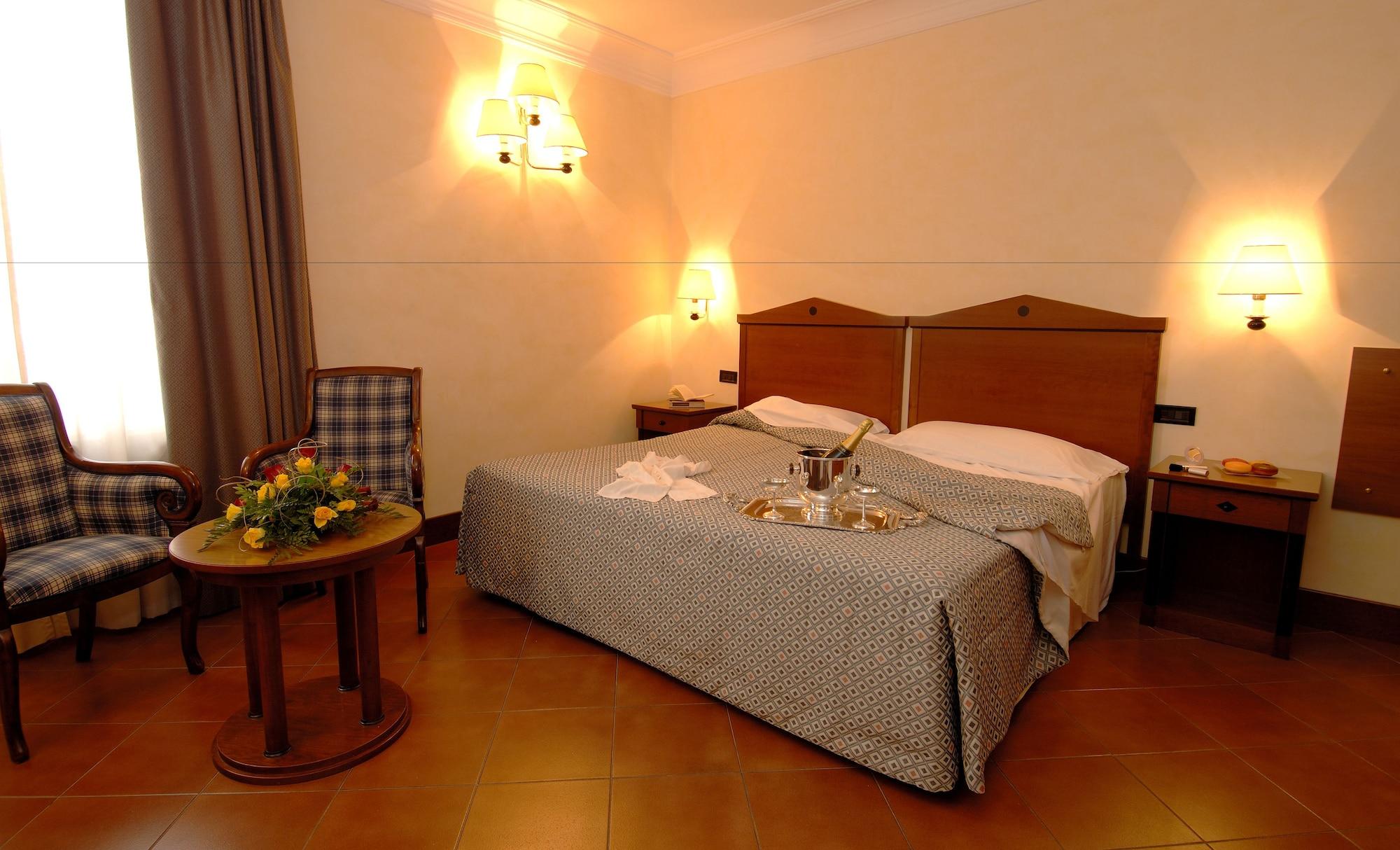 Hotel Malaspina Флоренція Екстер'єр фото